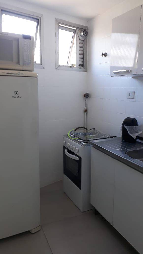 Apartamento para alugar com 1 quarto, 50m² - Foto 4