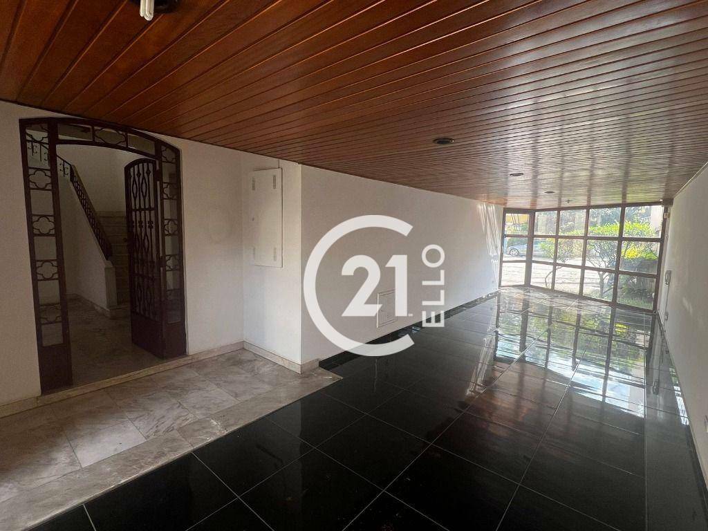 Casa à venda e aluguel com 14 quartos, 600m² - Foto 4