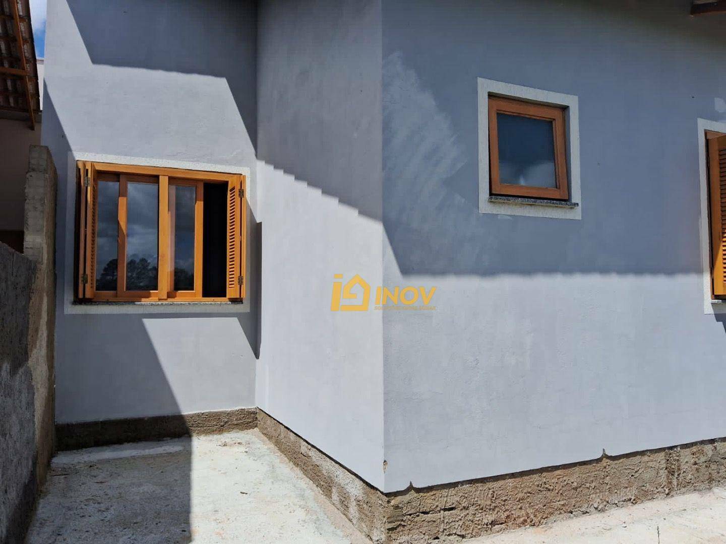 Casa à venda com 2 quartos, 70m² - Foto 11