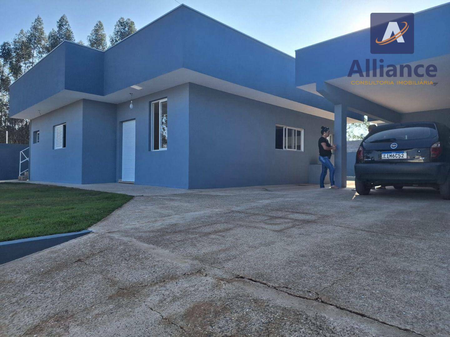 Chácara à venda com 3 quartos, 250m² - Foto 1