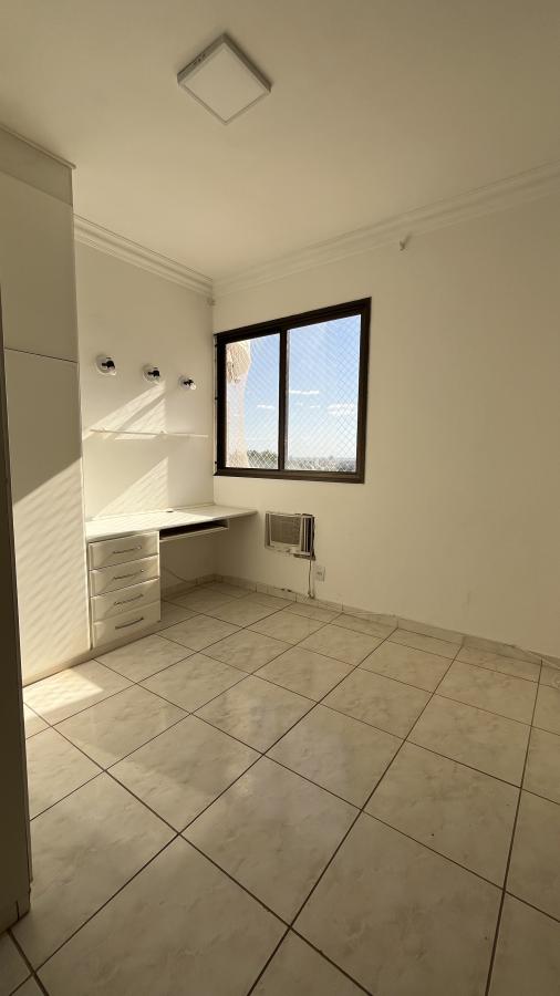 Apartamento à venda com 3 quartos, 143m² - Foto 18