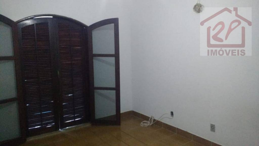 Casa à venda com 2 quartos, 140m² - Foto 10