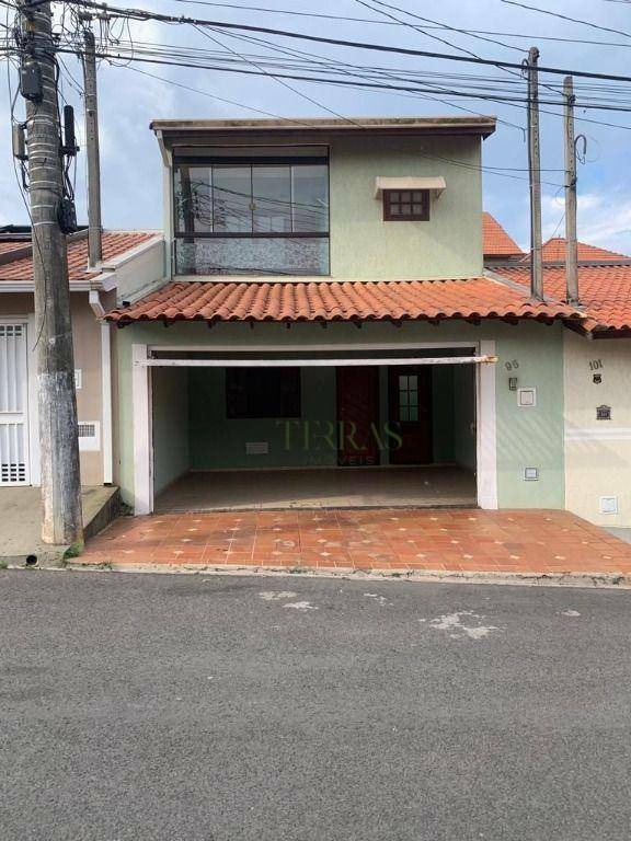 Casa à venda com 3 quartos, 188m² - Foto 1