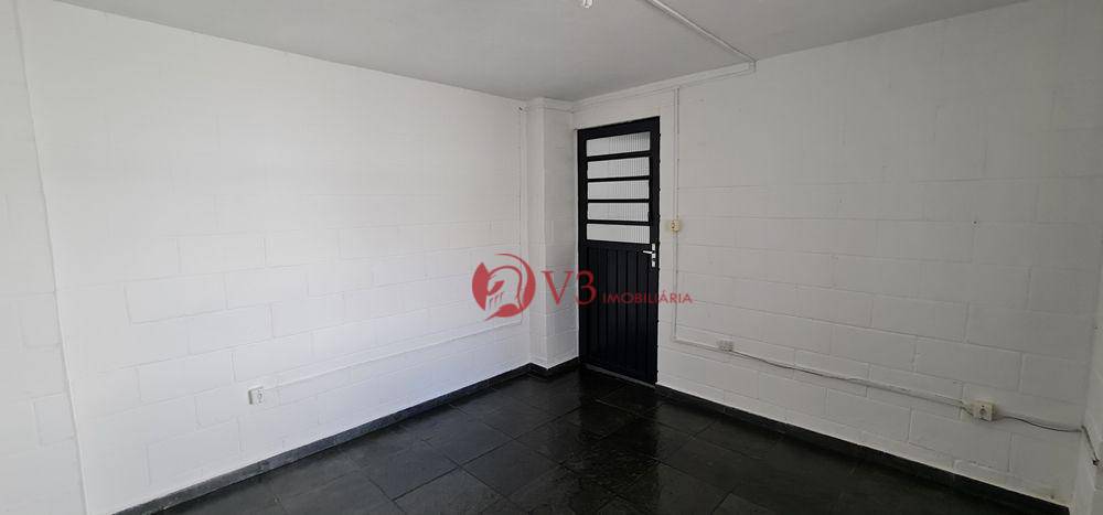 Casa para alugar com 1 quarto, 45m² - Foto 26