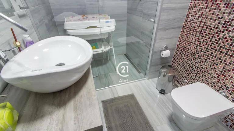 Apartamento à venda com 3 quartos, 270m² - Foto 18