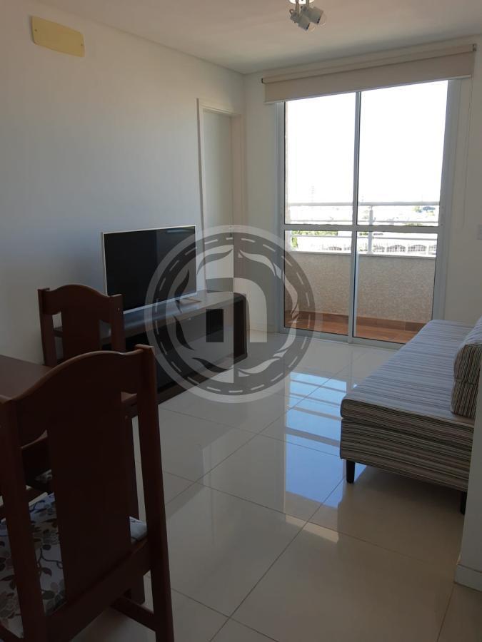 Apartamento à venda com 3 quartos, 103m² - Foto 2