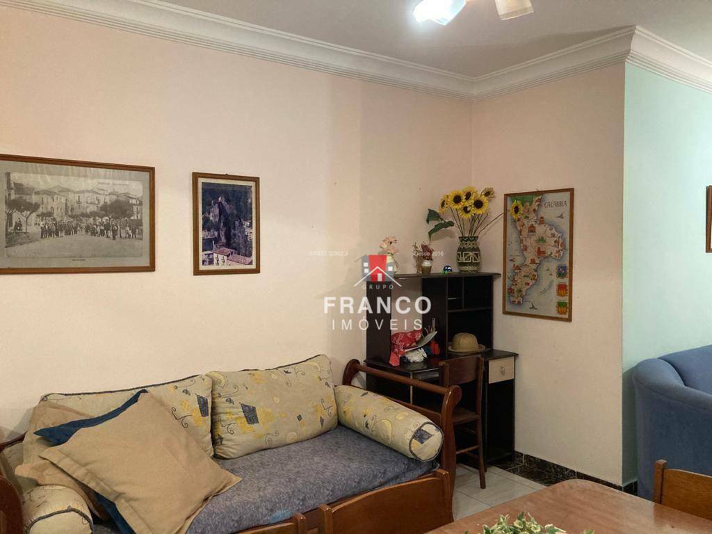 Apartamento à venda com 2 quartos, 102m² - Foto 2