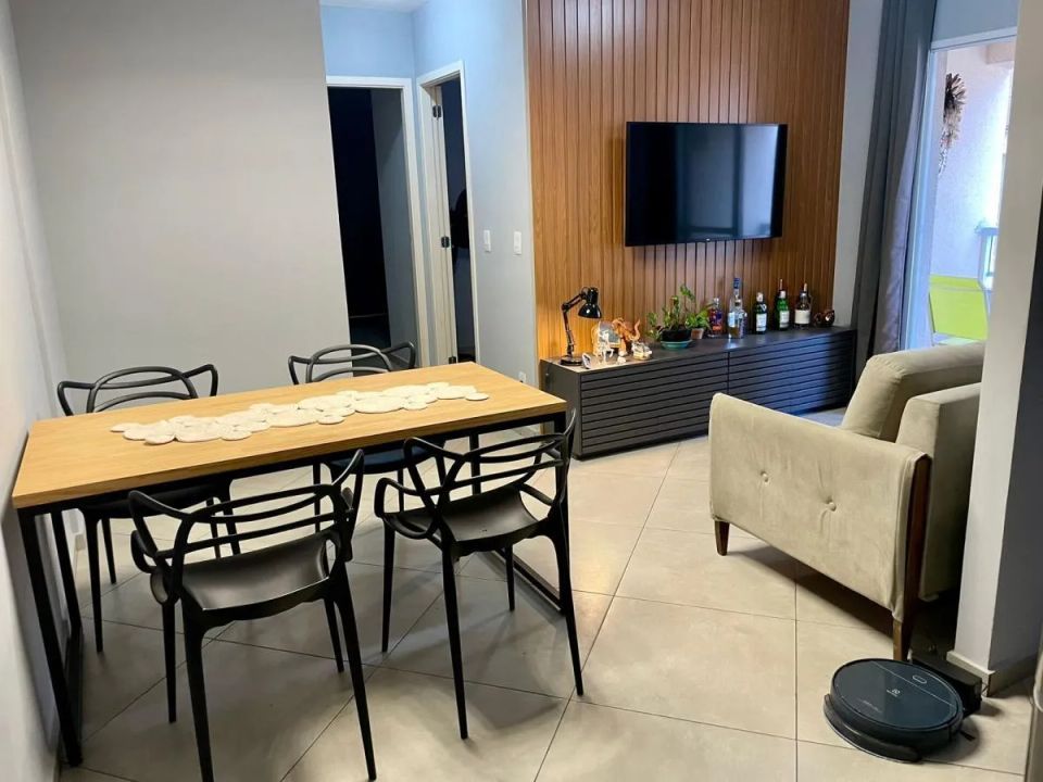 Apartamento à venda com 2 quartos, 62m² - Foto 1