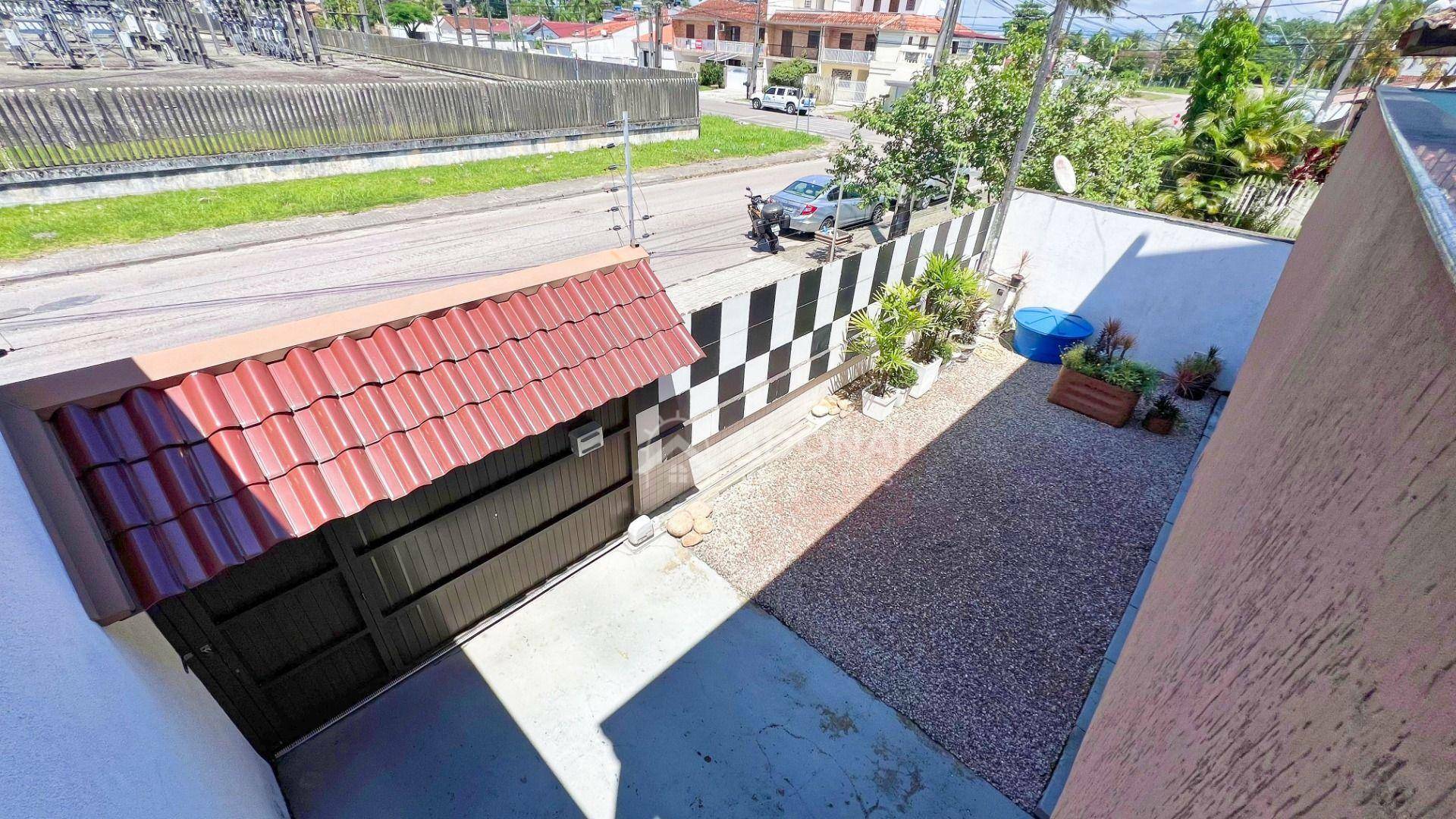 Casa à venda com 6 quartos, 290m² - Foto 53