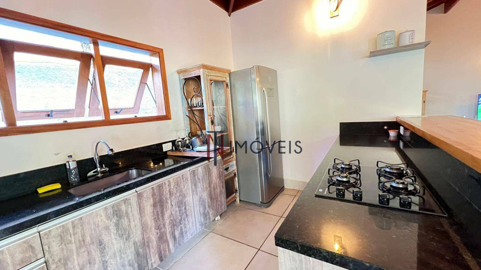 Casa à venda e aluguel com 3 quartos, 213m² - Foto 112