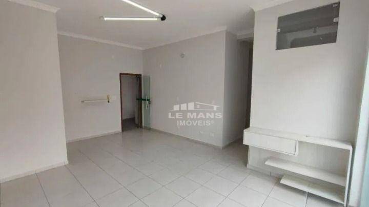 Loja-Salão para alugar, 61m² - Foto 13