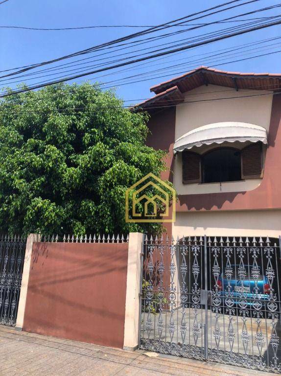 Sobrado à venda com 4 quartos, 232m² - Foto 2