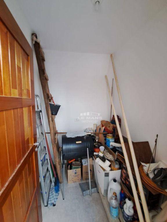 Casa à venda com 2 quartos, 75m² - Foto 16