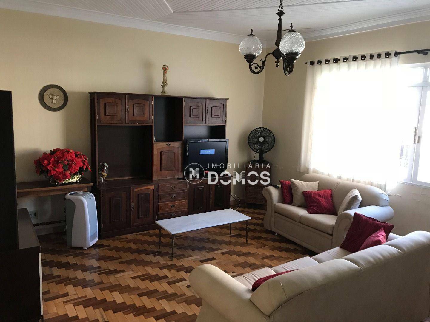 Casa à venda com 4 quartos, 250m² - Foto 21