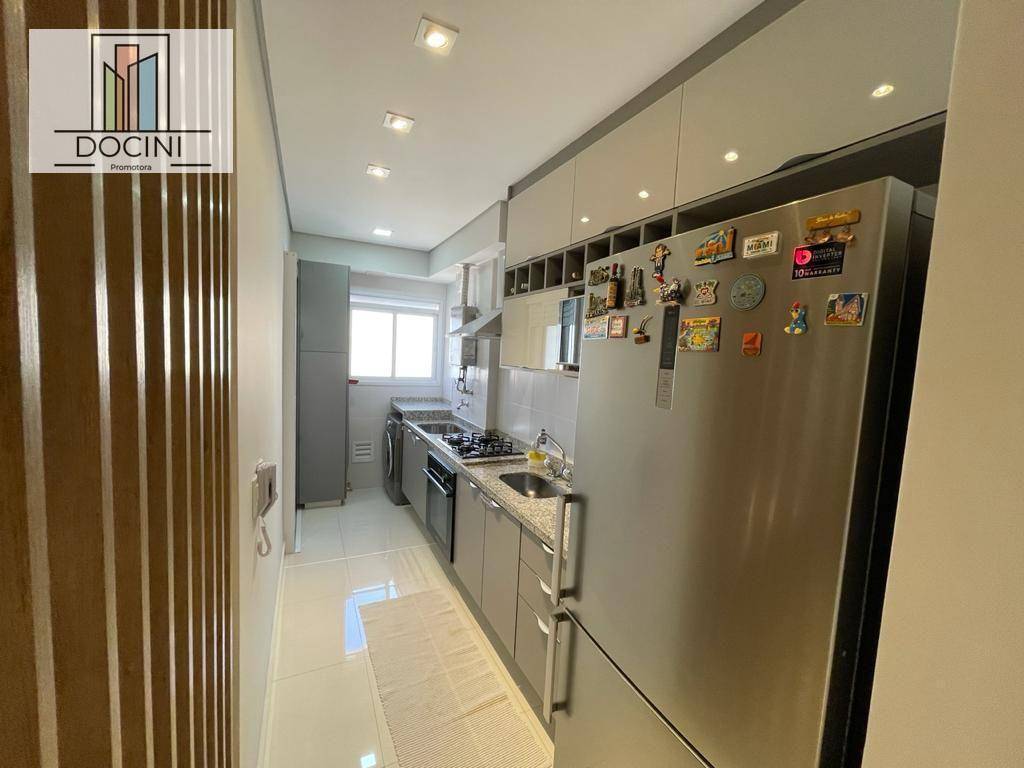 Apartamento à venda com 2 quartos, 67m² - Foto 19