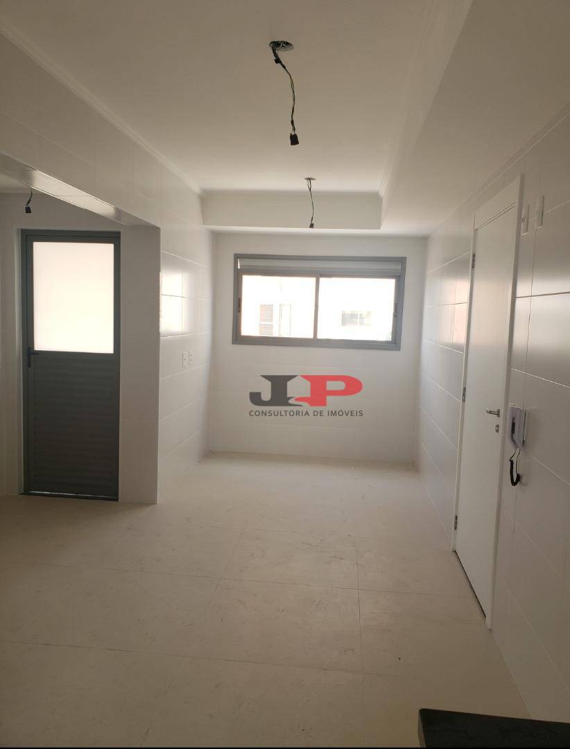 Apartamento à venda com 3 quartos, 181m² - Foto 10