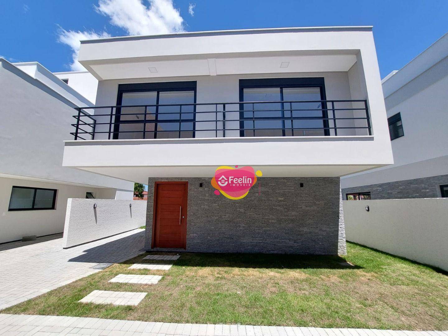 Casa à venda com 3 quartos, 130m² - Foto 2