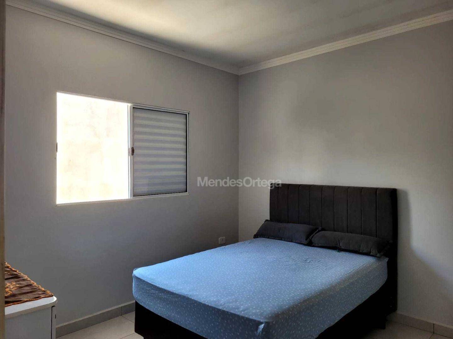 Casa à venda com 3 quartos, 72m² - Foto 5