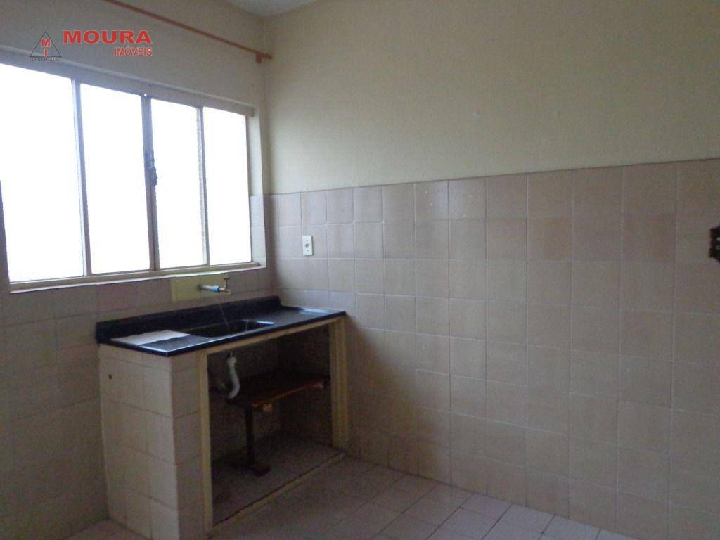 Casa à venda com 4 quartos, 210M2 - Foto 4