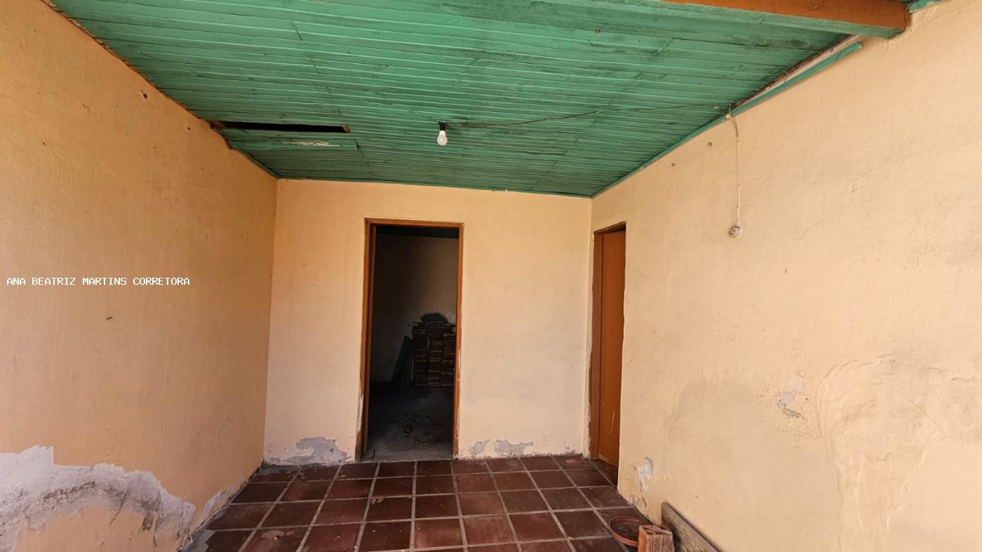 Casa à venda com 4 quartos, 360m² - Foto 22