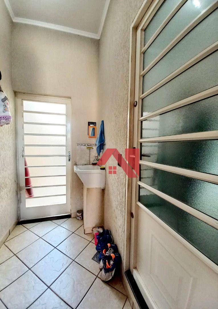 Casa à venda com 3 quartos, 170m² - Foto 6