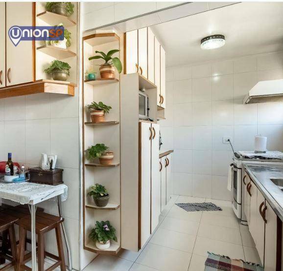 Apartamento à venda com 3 quartos, 143m² - Foto 10