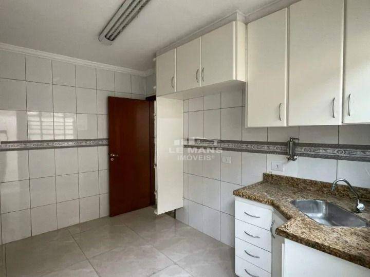 Casa para alugar com 3 quartos, 100m² - Foto 7