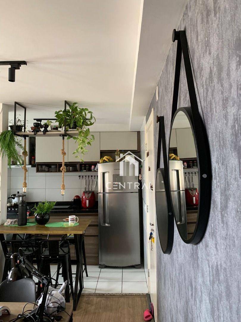 Apartamento à venda com 2 quartos, 44m² - Foto 6