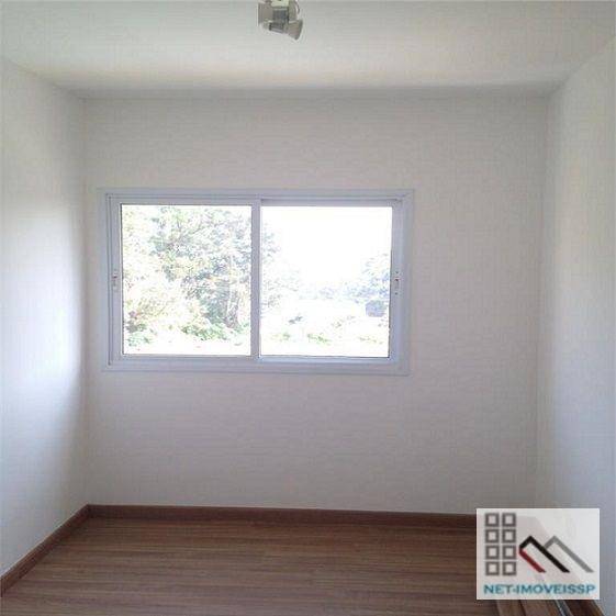 Apartamento à venda com 2 quartos, 55m² - Foto 15