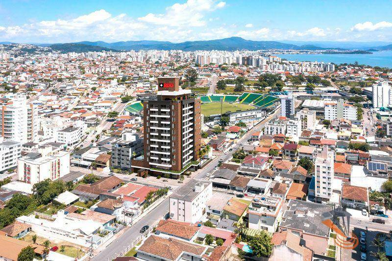 Apartamento à venda com 3 quartos, 168m² - Foto 2