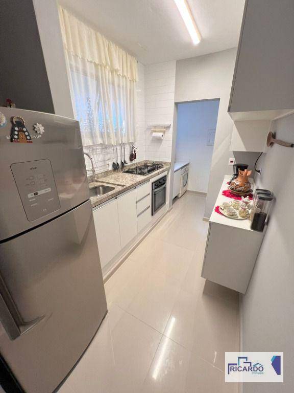 Apartamento à venda com 2 quartos, 61m² - Foto 21