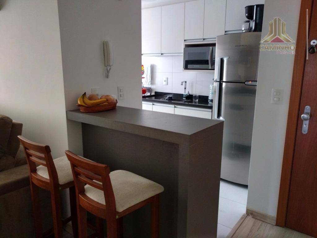 Apartamento à venda com 2 quartos, 72m² - Foto 3