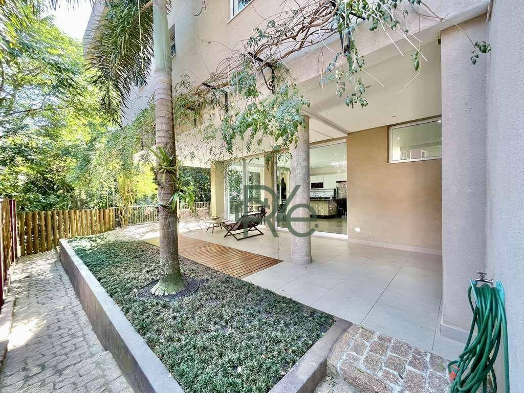 Casa de Condomínio à venda com 4 quartos, 244m² - Foto 37