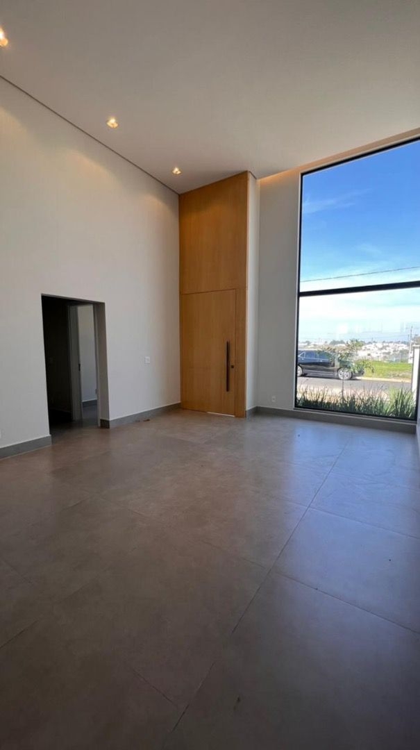 Casa à venda com 3 quartos, 200m² - Foto 10