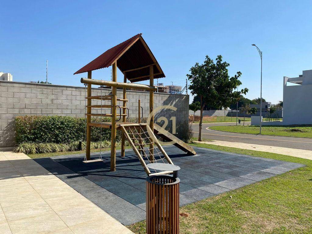 Casa de Condomínio à venda com 4 quartos, 300m² - Foto 29