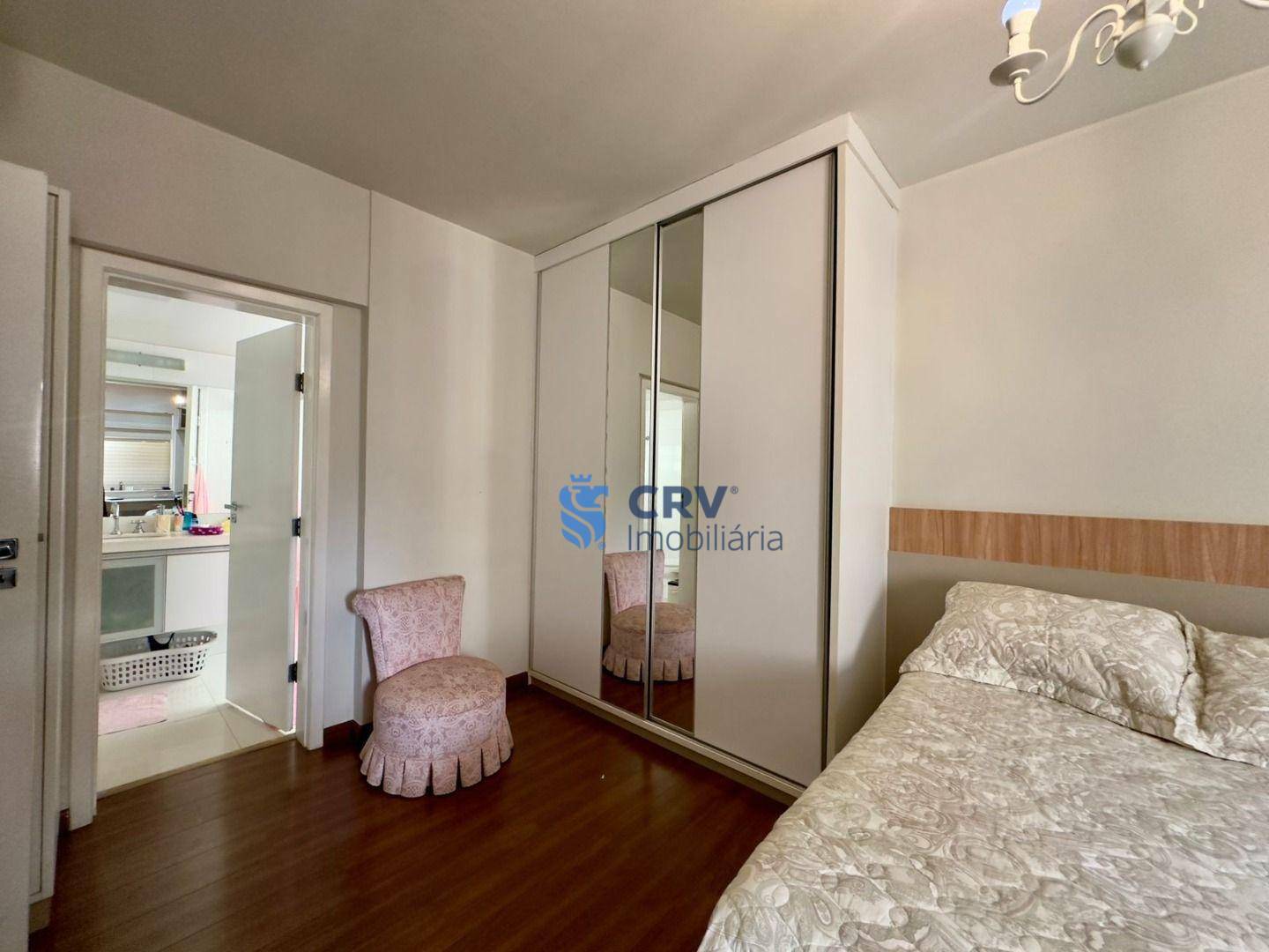 Apartamento à venda com 4 quartos, 232m² - Foto 16