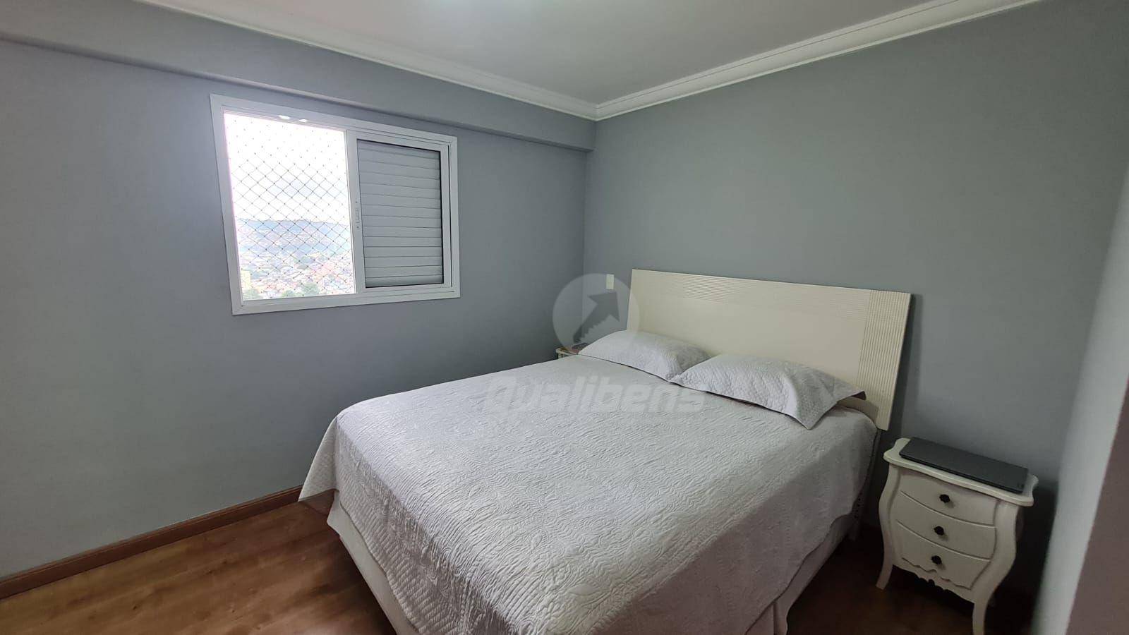 Apartamento à venda com 3 quartos, 76m² - Foto 11