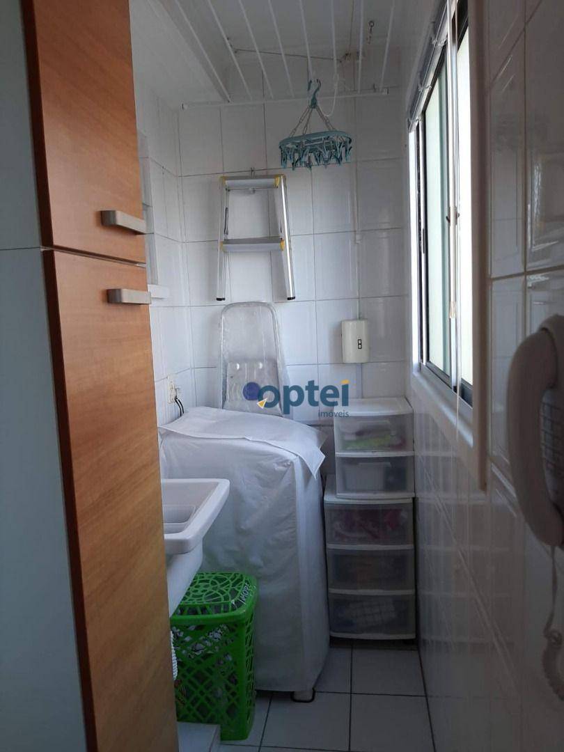 Apartamento à venda com 2 quartos, 55m² - Foto 11