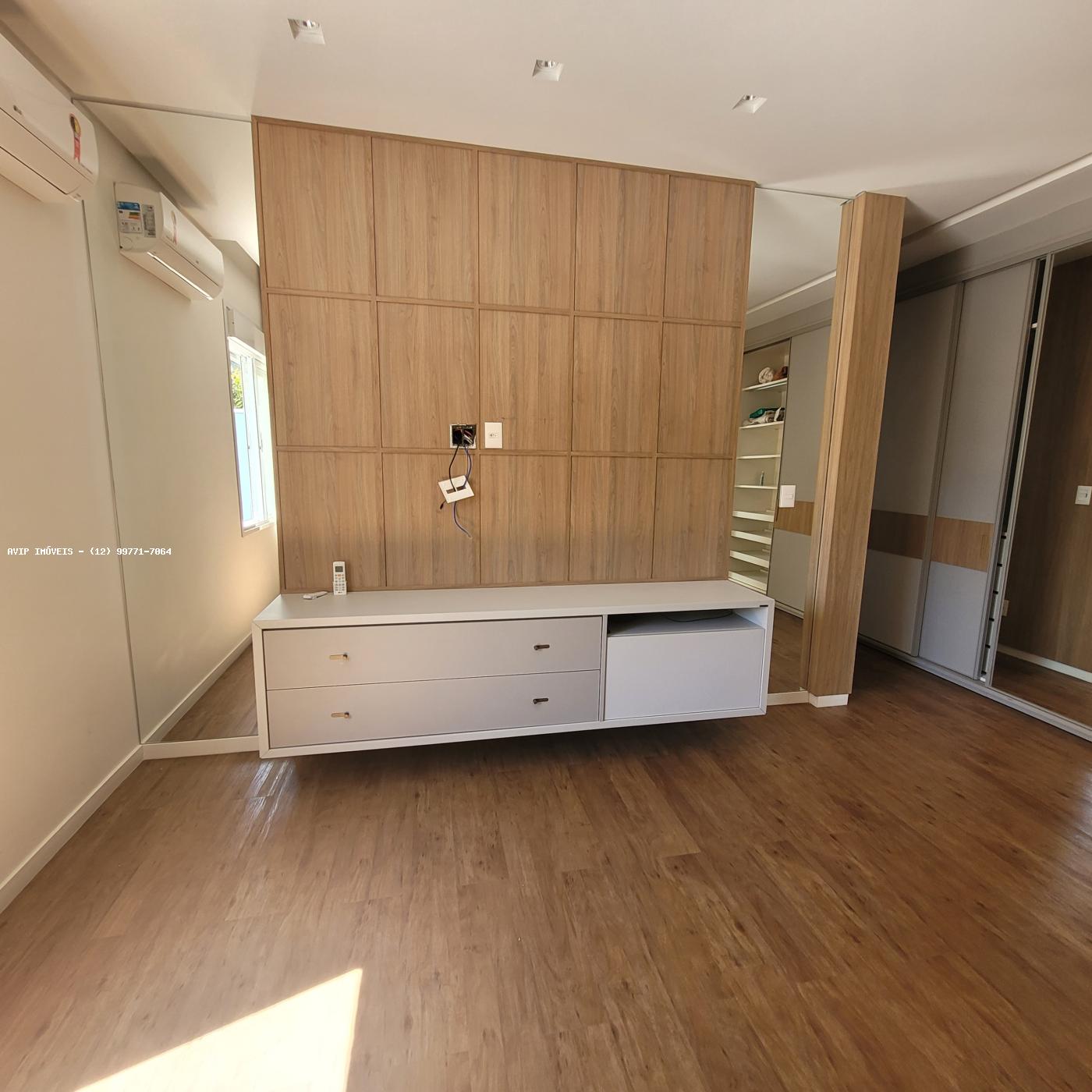 Casa de Condomínio para alugar com 3 quartos, 350m² - Foto 22