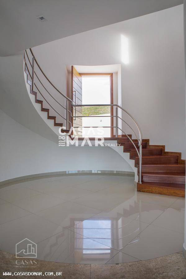 Casa à venda com 5 quartos, 800m² - Foto 4