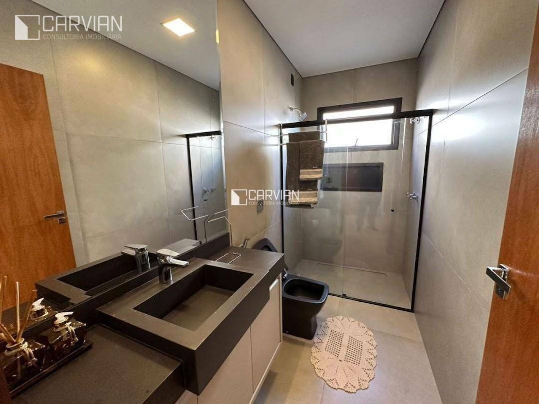 Casa de Condomínio à venda com 4 quartos, 378m² - Foto 24