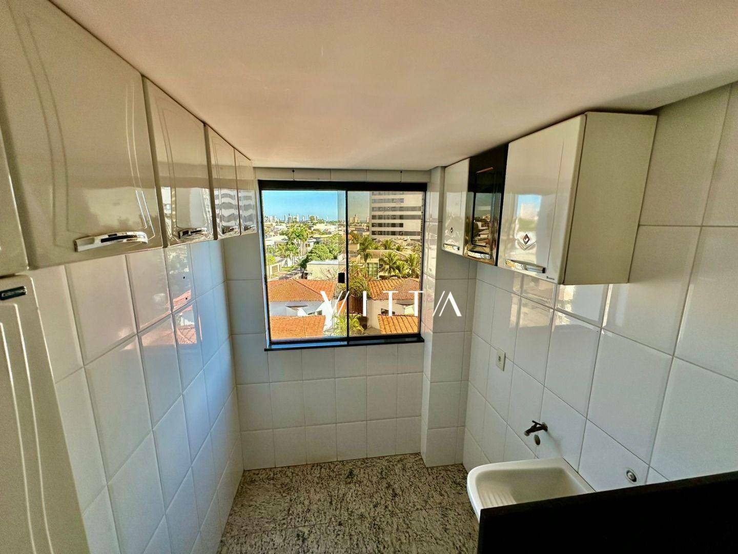 Apartamento à venda com 2 quartos, 70m² - Foto 10