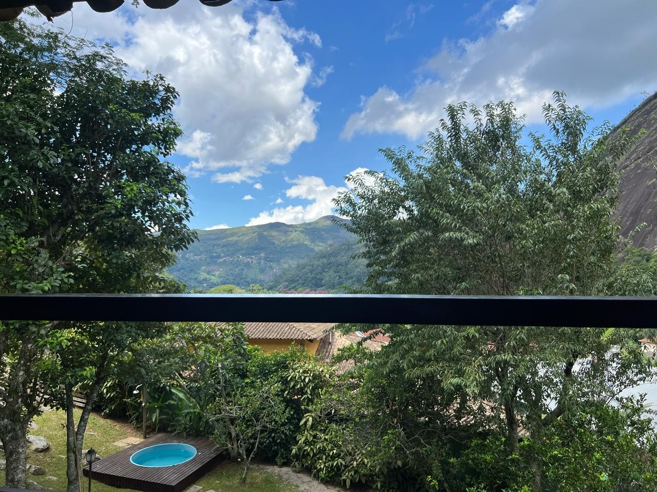 Casa à venda com 3 quartos, 299m² - Foto 8