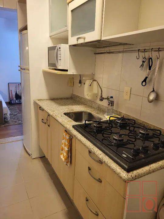 Apartamento à venda com 1 quarto, 42m² - Foto 7