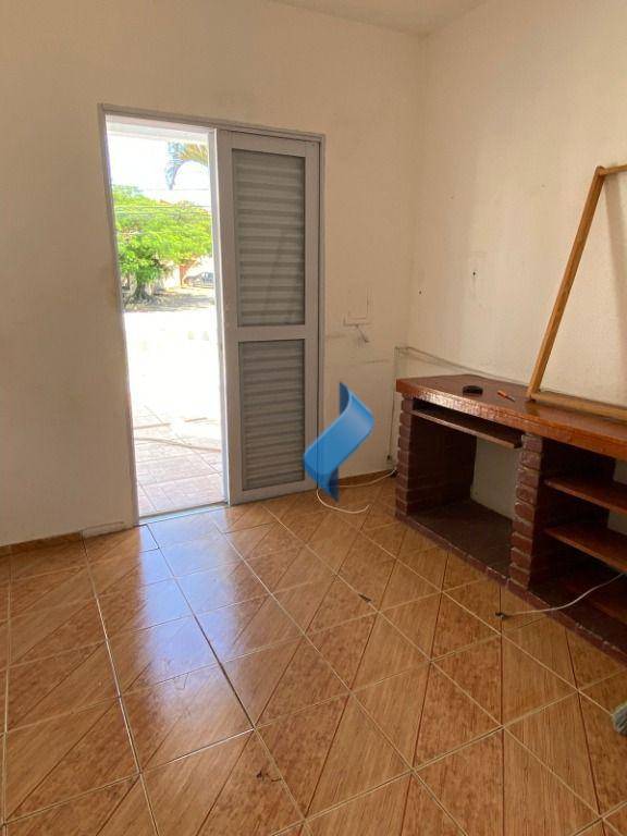 Casa à venda com 5 quartos, 292m² - Foto 18