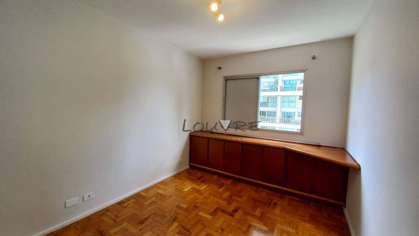 Apartamento para alugar com 2 quartos, 70m² - Foto 4