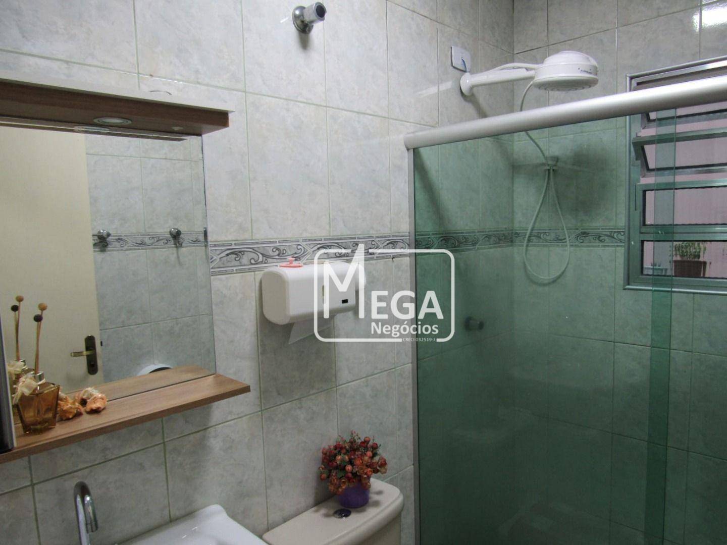 Casa à venda com 4 quartos, 250m² - Foto 12