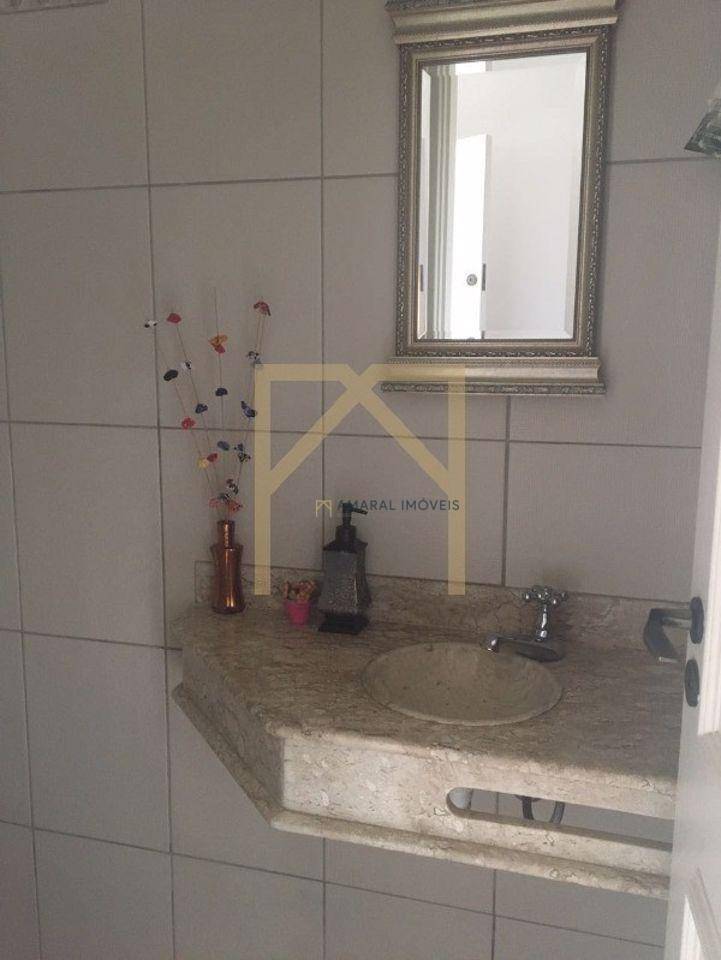 Casa à venda com 3 quartos, 500m² - Foto 22