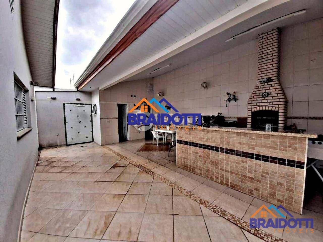 Casa à venda com 3 quartos, 197m² - Foto 28