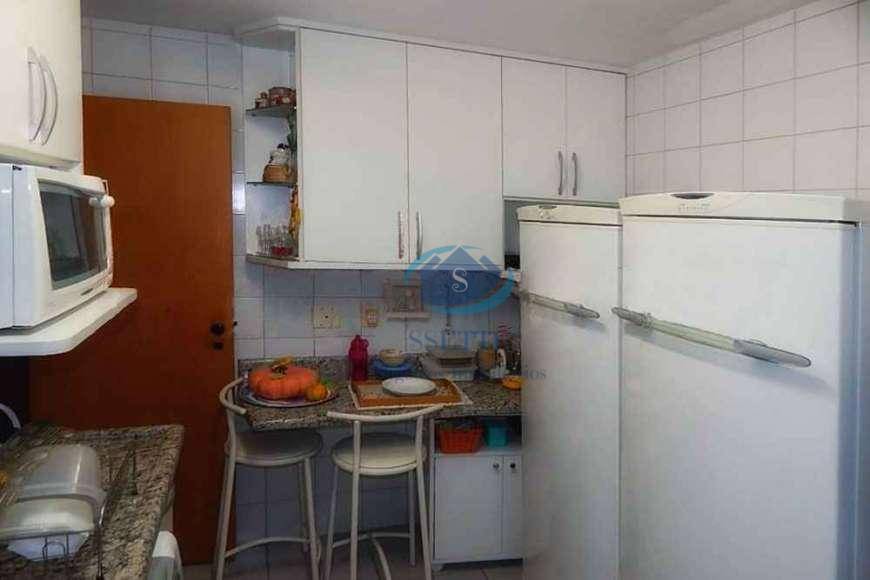 Apartamento à venda com 3 quartos, 70m² - Foto 4